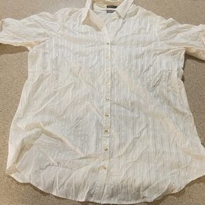 White and gold button down top 2X